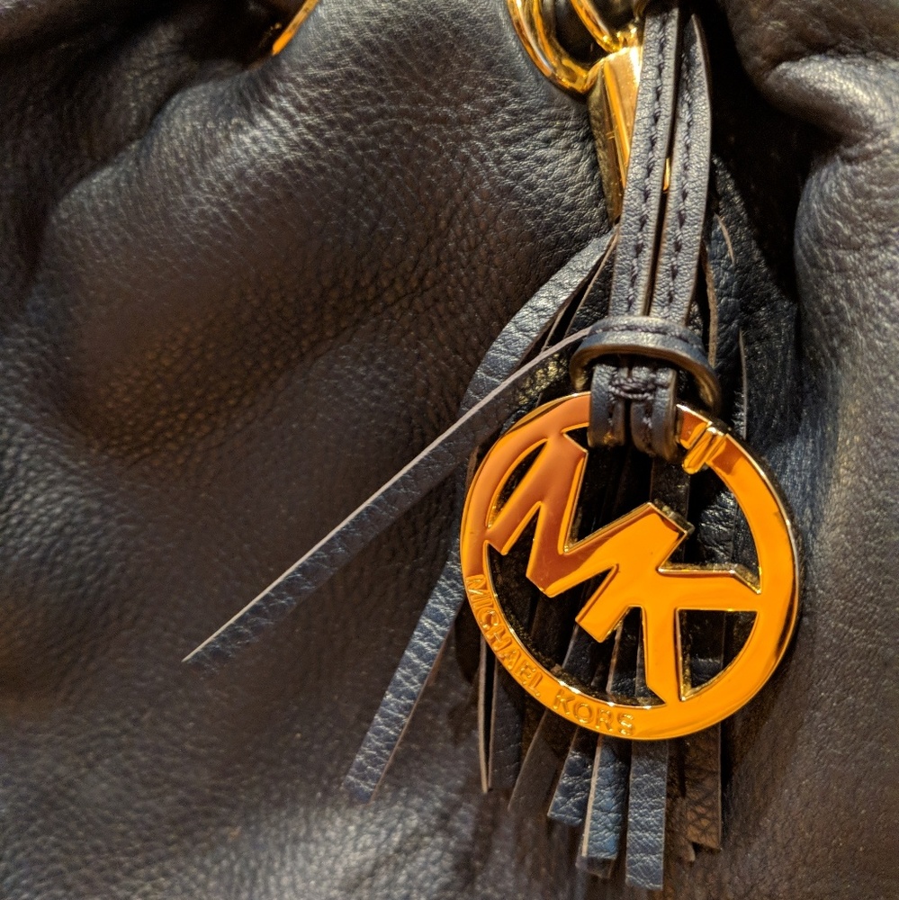 Mk purse - Picture 2 of 2